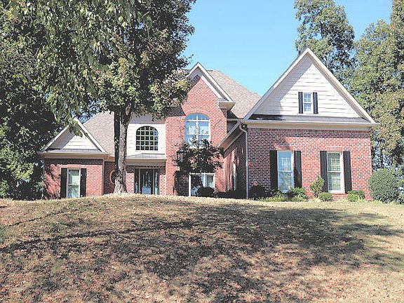 3rd image of 729 Oak Chase Blvd