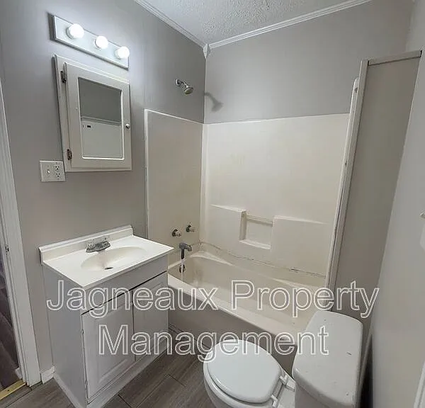 116 S Stanford St — Photo 9