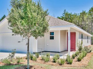 569 Earl Godwin Rd, Freeport, FL 32439