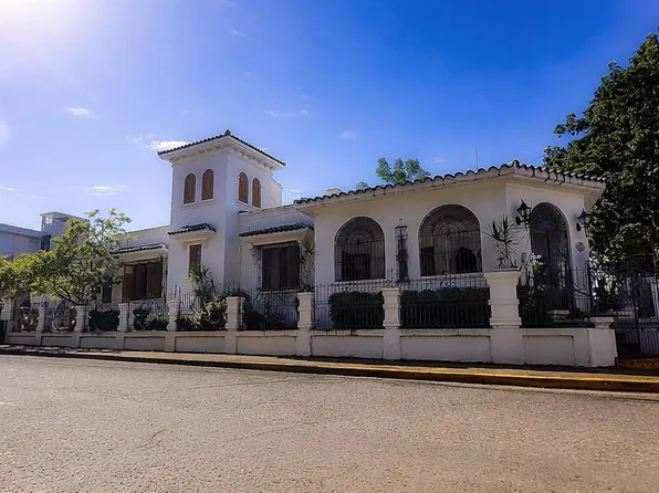 70 Calle Del Bosque, Mayaguez, PR 00680