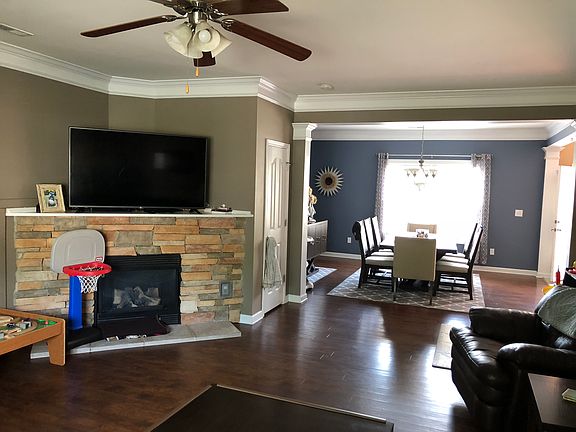 5th image of 15434 Chowning Tavern Ln