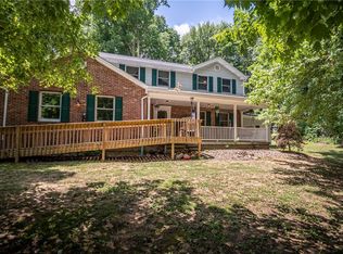 128 Claytonia Rd, Butler, PA 16001