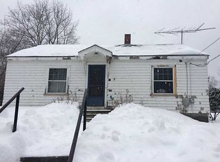 28 North Rd, Foster, RI 02825