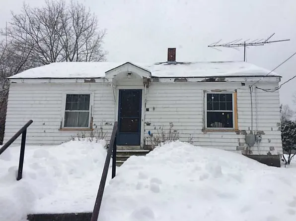 28 North Rd, Foster, RI 02825