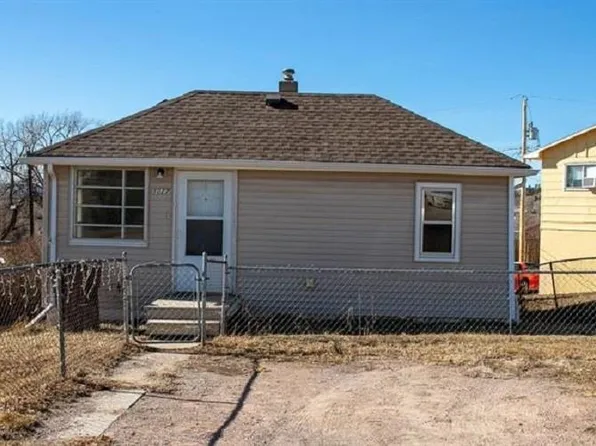 1027 N Maple Ave, Rapid City, SD 57701