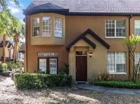 6416 Raleigh St, Orlando, FL
