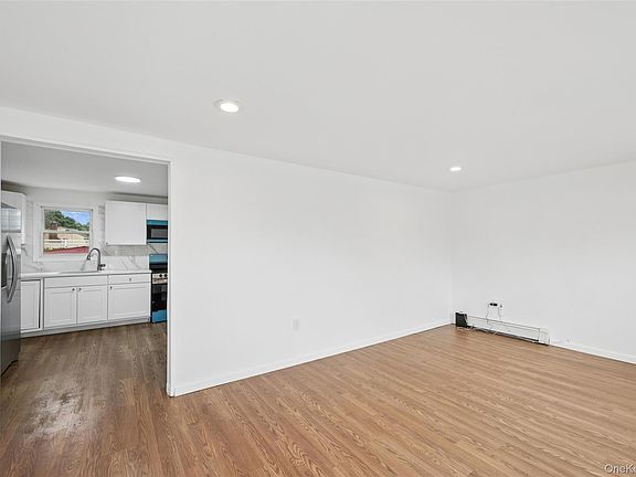5th image of 16 Arlington Avenue