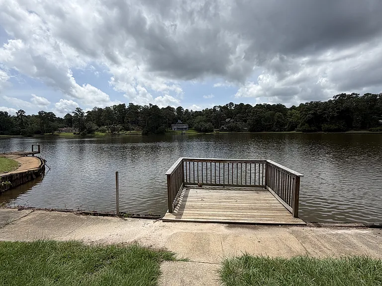 311 Leisure Lake Dr — Photo 16