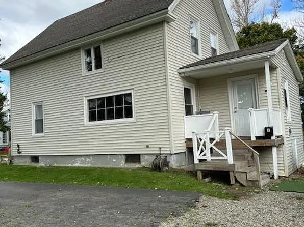 25 Bates Street, Bangor, ME 04401