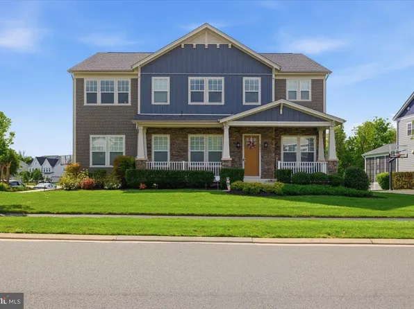 40777 Foxtail Fields Dr, Aldie, VA 20105