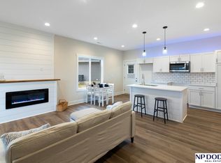 1771 Victoria Ln, Fremont, NE 68025