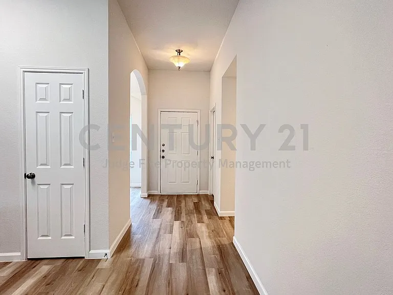 1741 Ironworks Dr — Photo 2
