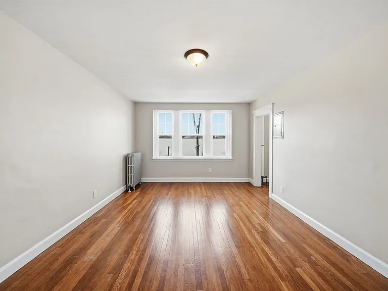 41 Richardson Ave #2 — Photo 7