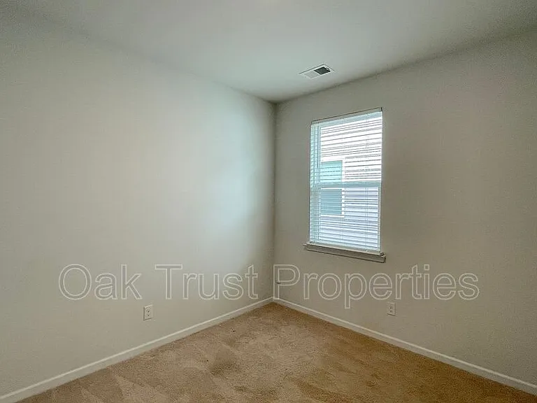217 Lapping Waters Dr — Photo 15