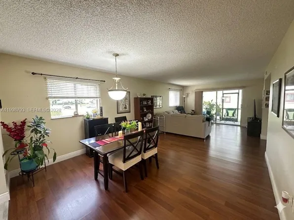 1600 SW 127th Way APT 101C, Pembroke Pines, FL 33027