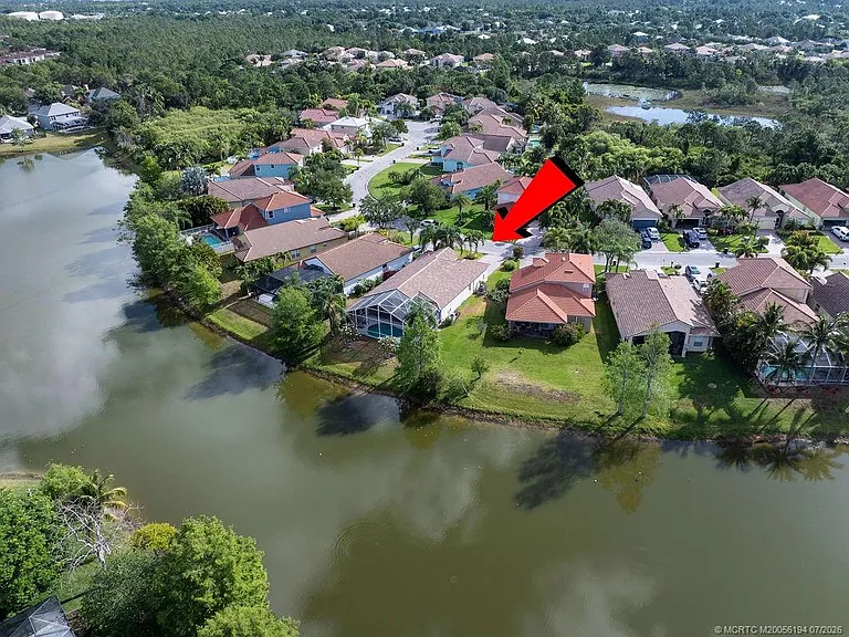 2096 NW Marsh Rabbit Ln — Photo 8