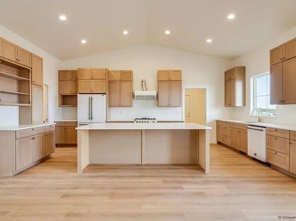 4300 Spiker Rd, Cheyenne, WY 82009