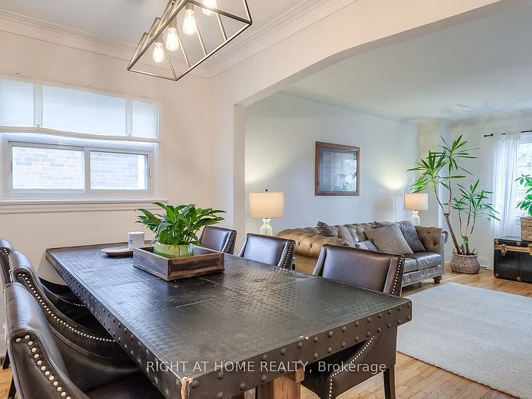 64 Royal York Rd — Photo 7