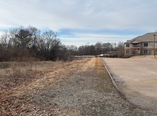 1251 Kimberly Rd, Bettendorf, IA 52722