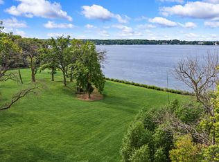 535 Bushaway Rd, Wayzata, MN 55391