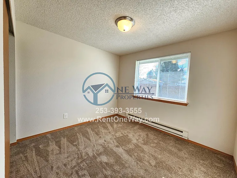16912 B St E — Photo 7