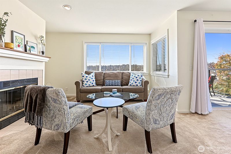 2nd image of 2040 13th Avenue W #11
