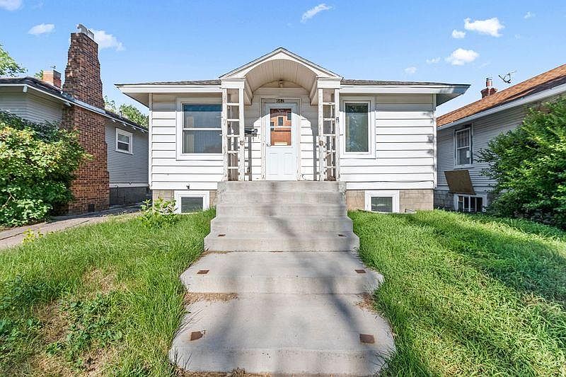 1st image of 662 N 6th St #1