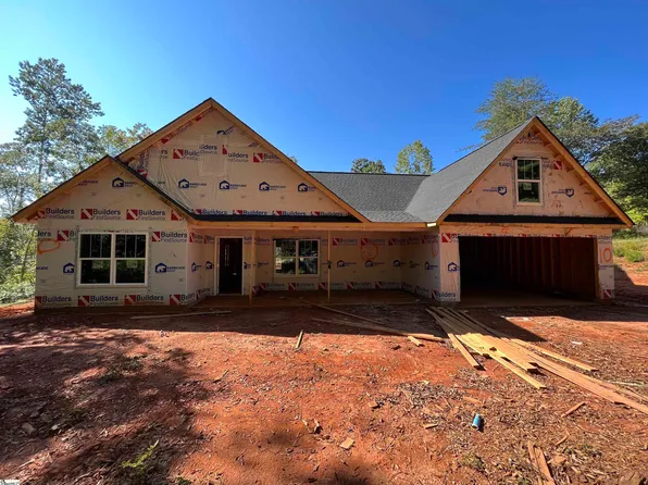 10 Bridges Ave, Marietta, SC 29661