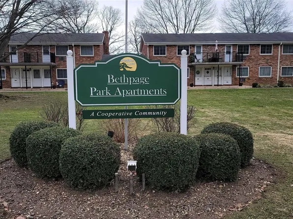 76 Jervis Avenue #76, Farmingdale, NY 11735