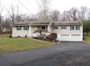 28 Entry Rd, Hopewell Junction, NY 12533