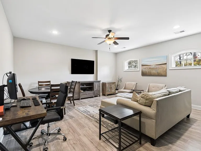 3585 Roxboro Rd NE #6 — Photo 42