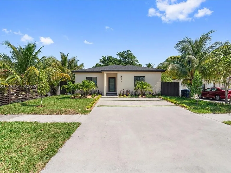 233 NW 120th St