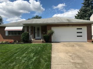 2262 Augustine Dr, Parma, OH