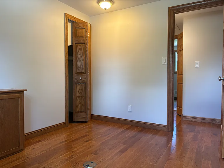4888 Clinton Way Dr — Photo 18
