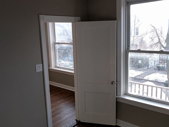 5th image of 3416 W Cortland St #2