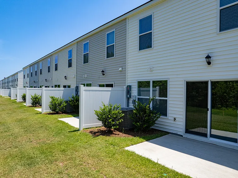 101 Striker Rd — Photo 40