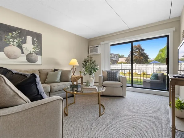 573 Broad St Unit 135, Weymouth, MA 02189