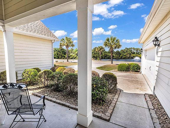 3rd image of 301 Babylon Pine Dr.
