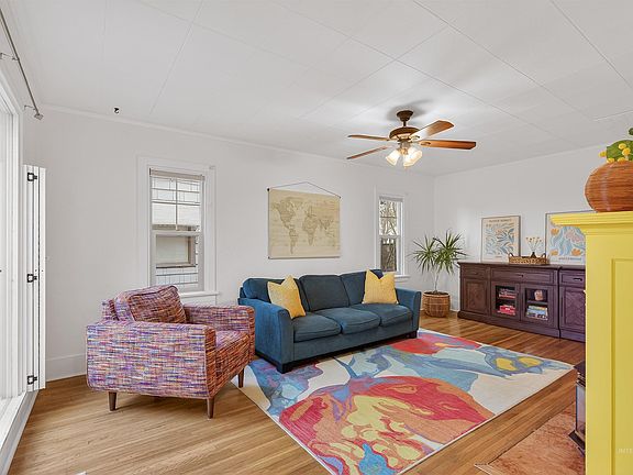 2nd image of 1209 3rd St