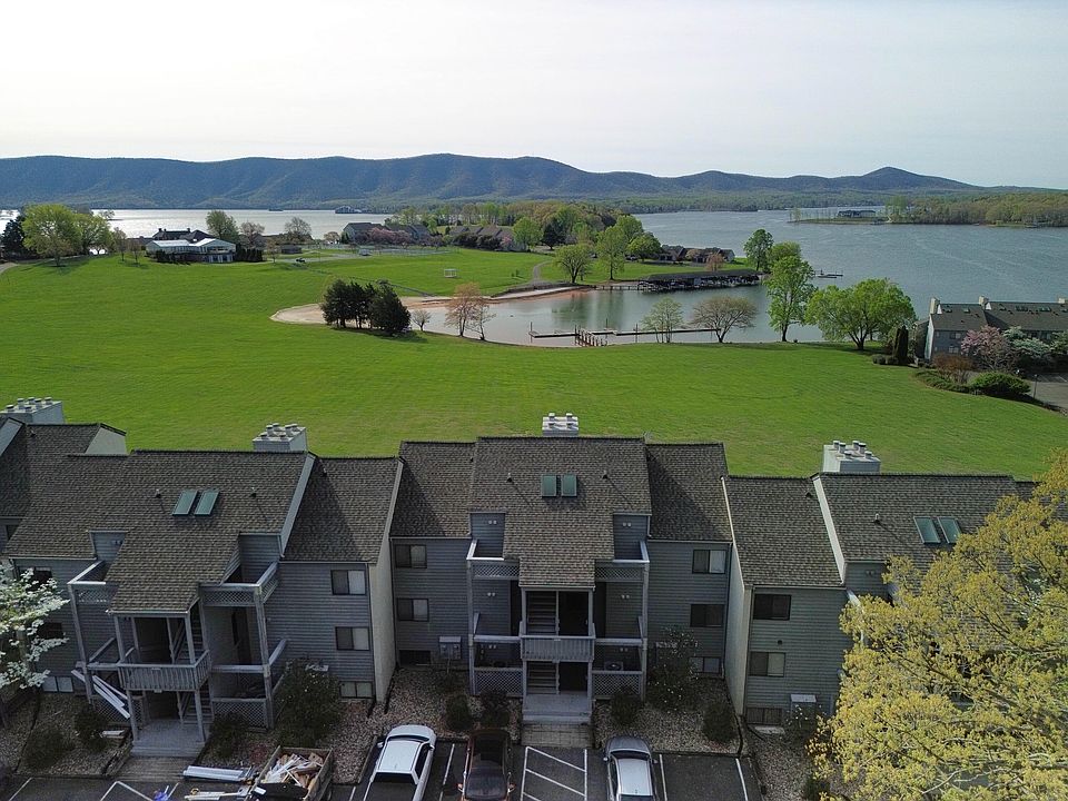 1st image of 110 Sailors Cove Dr Unit 1314