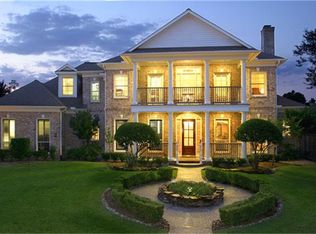 22 Dappled Sun Pl, Spring, TX 77381