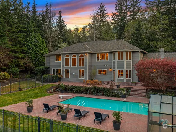 15333 Uplands Way SE, North Bend, WA 98045