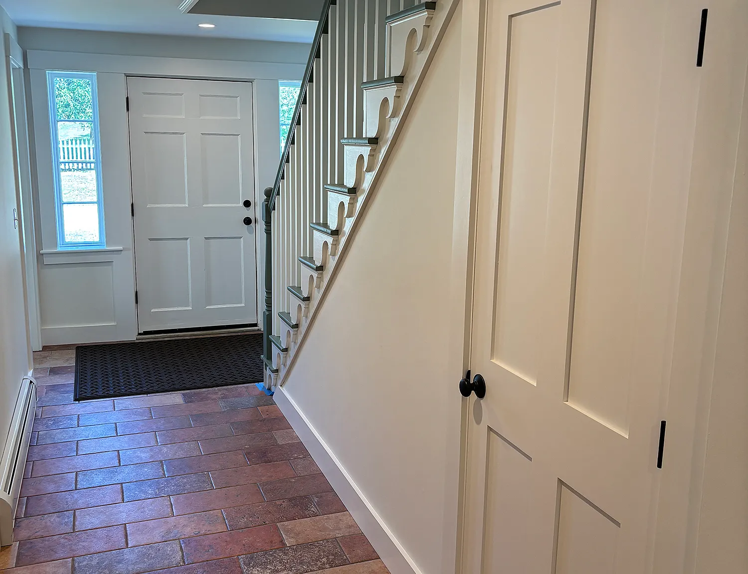 4 bed, 2318 sqft, $3,500 — Photo 2