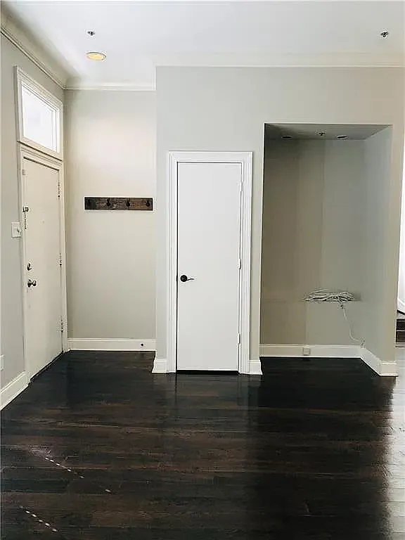 4334 Buena Vista St — Photo 2