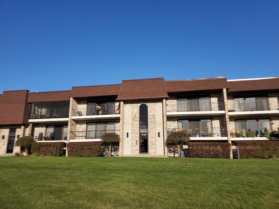 1st image of 15702 Deerfield Ct Unit 1S