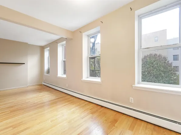 523 Adams Street image 19 of 19