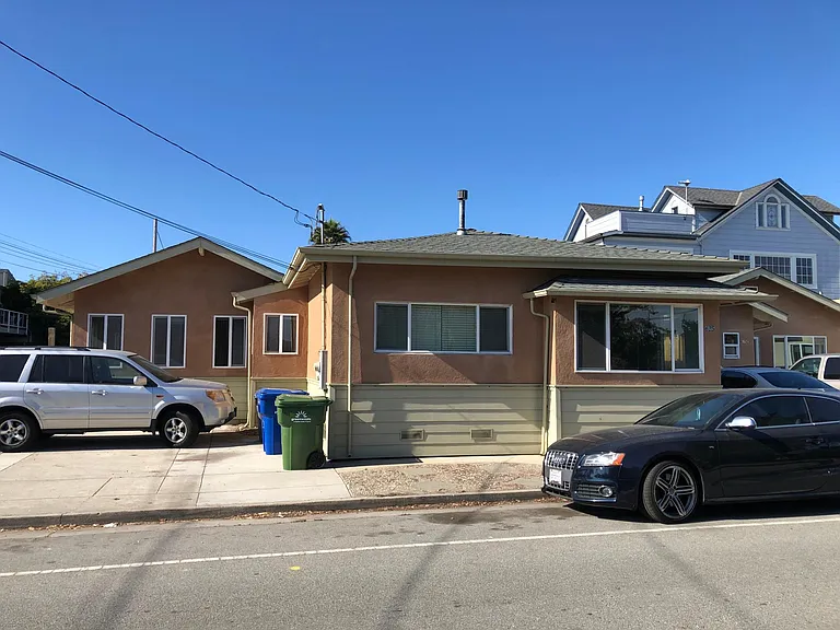625 Bonnie St — Photo 2