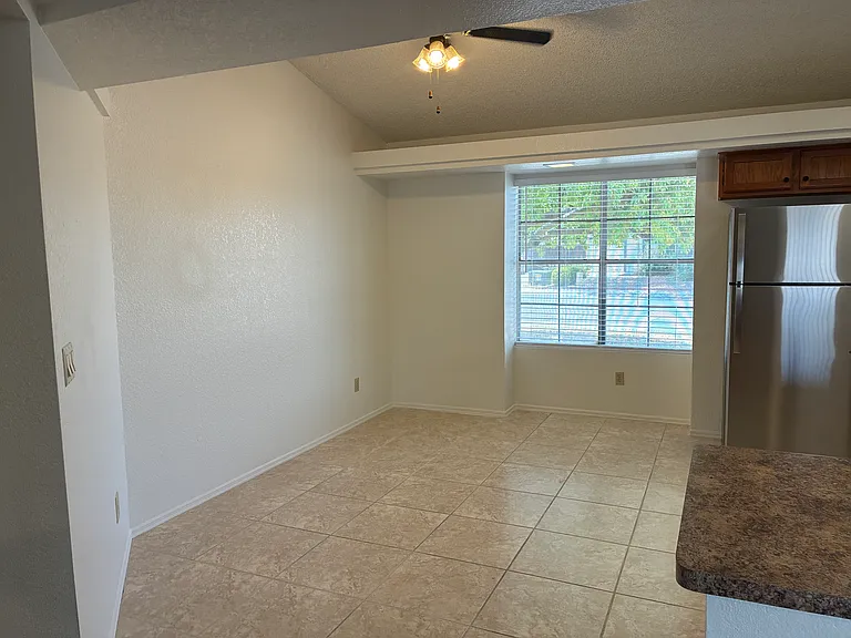 8208 W Columbine Dr — Photo 10