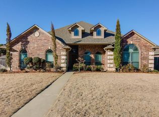 3702 Melody Ln, Texarkana, TX 75503