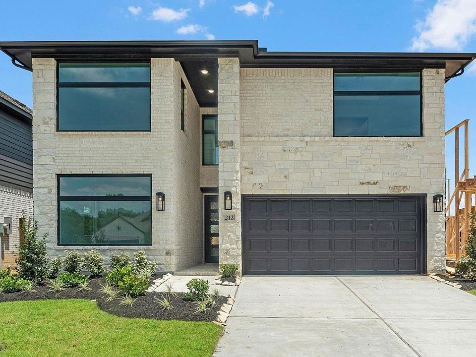 1st image of 212 Yellow Rosewood Ln